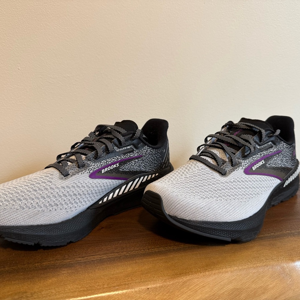 Brooks Women's Running Shoes - Gray and Purple